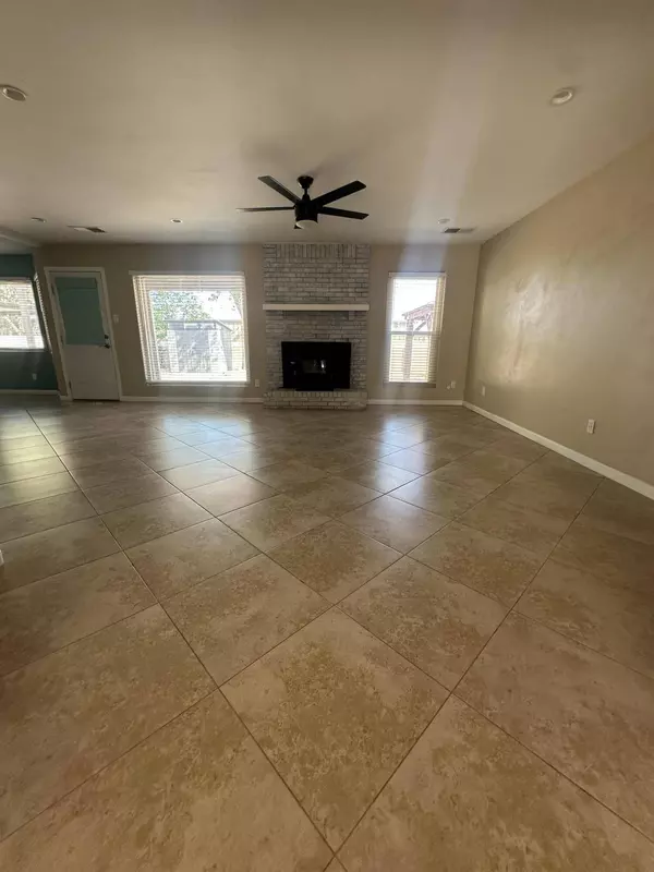 5204 SOONER TRL NW, Albuquerque, NM 87120