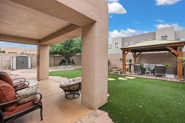 4119 ZARZUELA AVE NW, Albuquerque, NM 87114