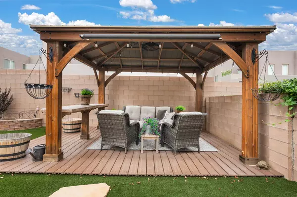 4119 ZARZUELA AVE NW, Albuquerque, NM 87114