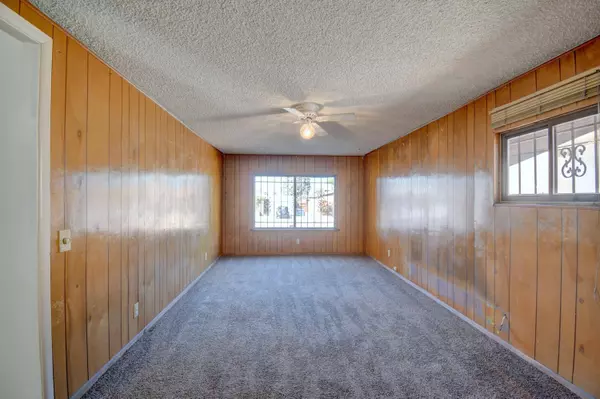 1516 WILMOORE DR SE, Albuquerque, NM 87106