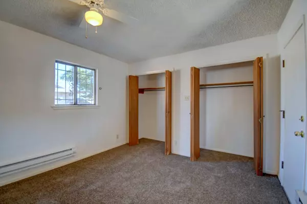 1516 WILMOORE DR SE, Albuquerque, NM 87106