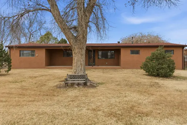 965 W Bosque LOOP, Bosque Farms, NM 87068