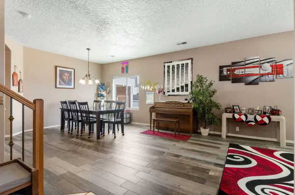 1229 Sidewinder RD NE, Rio Rancho, NM 87144