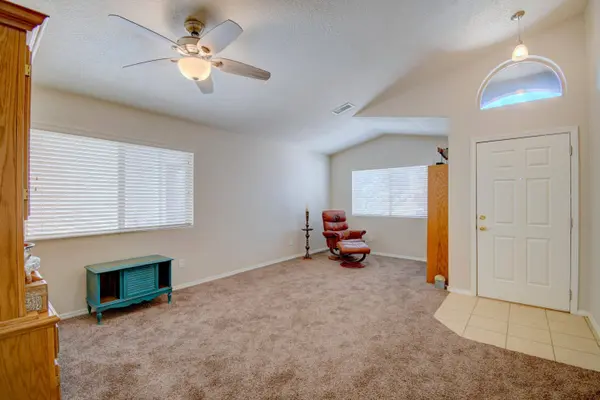 7217 Skagway DR NE, Rio Rancho, NM 87144