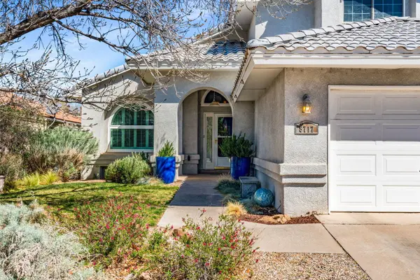 8717 Greenarbor RD NE, Albuquerque, NM 87122