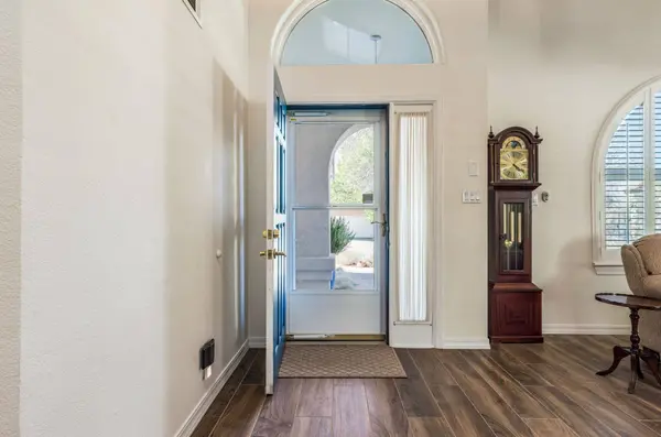 8717 Greenarbor RD NE, Albuquerque, NM 87122