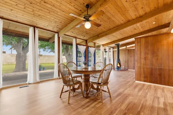 3527 Hendrix RD NE, Albuquerque, NM 87107