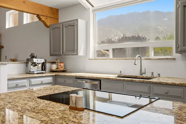 2816 Tramway CIR NE, Albuquerque, NM 87122