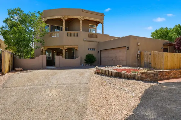 2816 Tramway CIR NE, Albuquerque, NM 87122