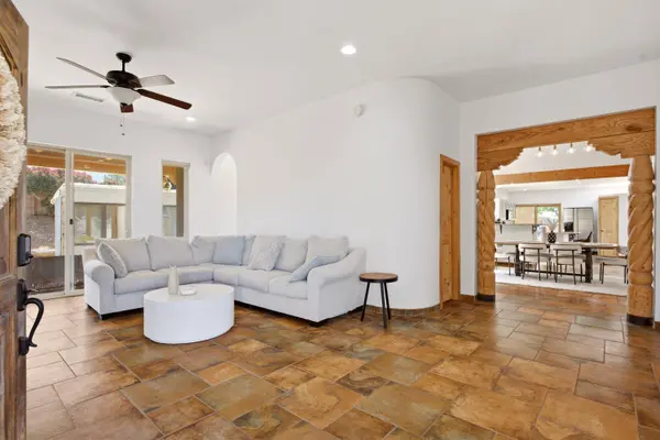 2816 Tramway CIR NE, Albuquerque, NM 87122