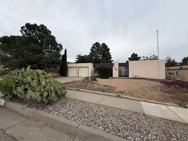 10300 Karen AVE NE, Albuquerque, NM 87111