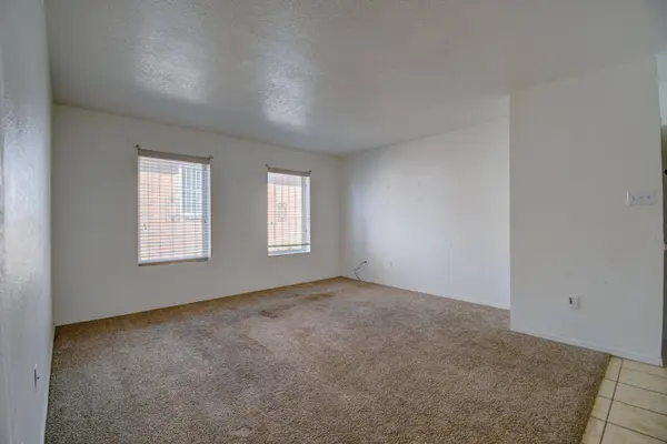 8700 Spotted Pony AVE SW, Albuquerque, NM 87121