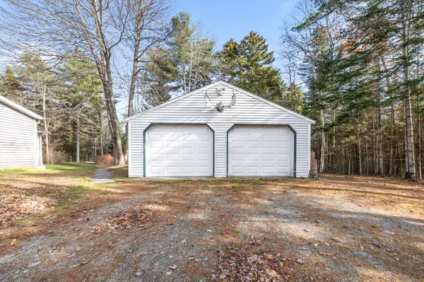 39 Bert Gray Road, Sullivan, ME 04664