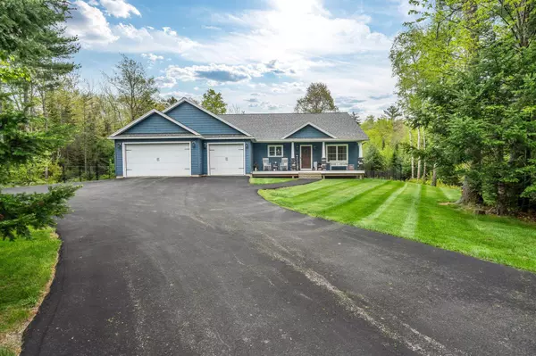 120 Holden Hills DR, Holden, ME 04429