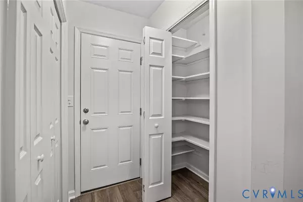 114 Huntington RD, Colonial Heights, VA 23834