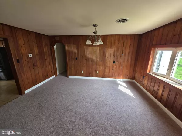 2318 FORREST AVE, Dover, DE 19904