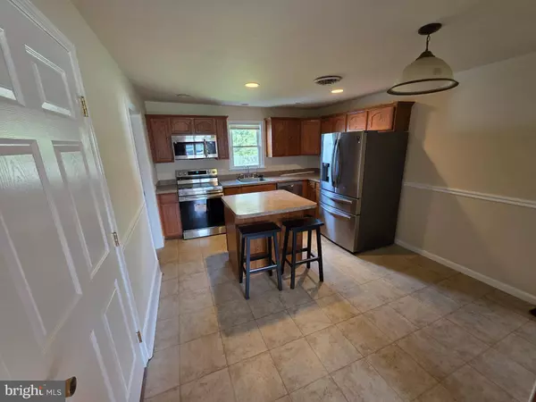 2318 FORREST AVE, Dover, DE 19904