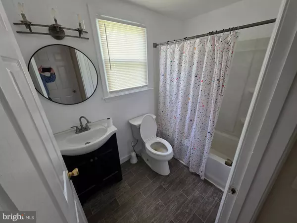 2318 FORREST AVE, Dover, DE 19904