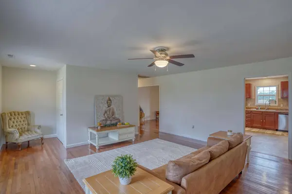 5926 MT HOLLY RD, East New Market, MD 21631