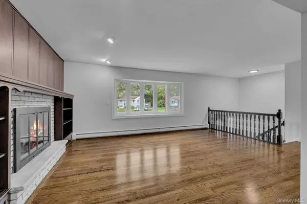 94 Jessen PL, Beacon, NY 12508