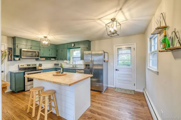 152 Sunrise Hill RD, Fishkill, NY 12524