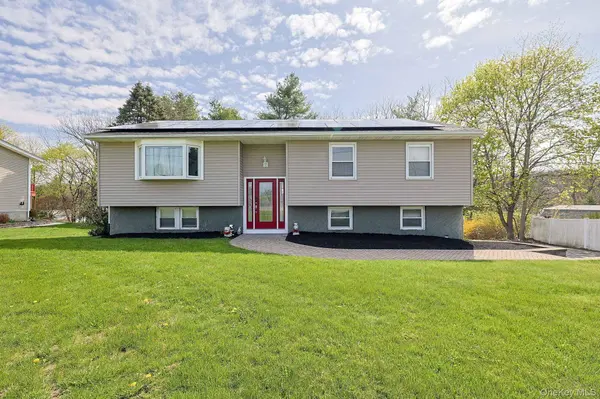 4 North DR, Poughkeepsie, NY 12603