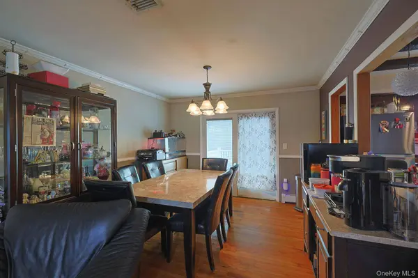 4 North DR, Poughkeepsie, NY 12603