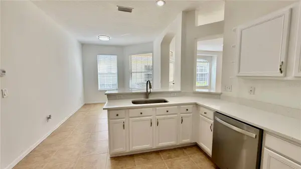 3403 CHAPEL CREEK CIR, Wesley Chapel, FL 33544