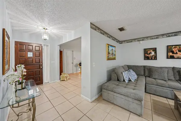 626 ROLLINGWOOD LN, Valrico, FL 33594