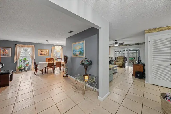 626 ROLLINGWOOD LN, Valrico, FL 33594