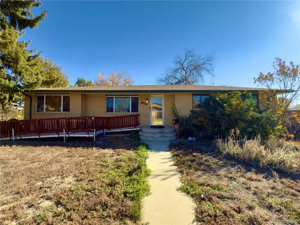 1852 Gay ST, Longmont, CO 80501