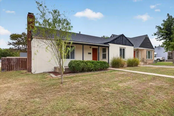 1322 N Henry