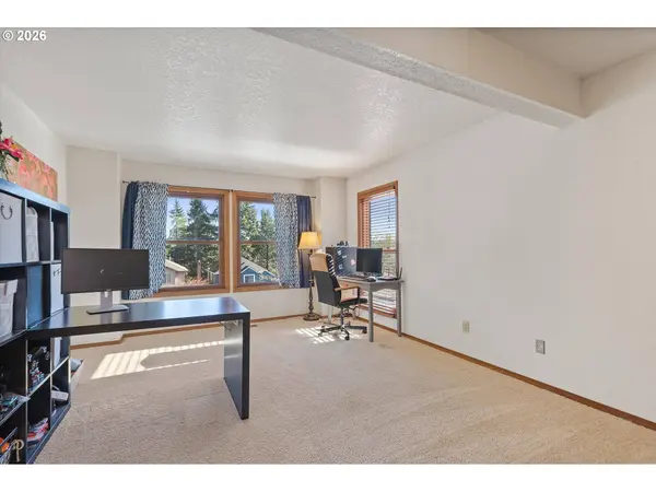 7655 RIDGEWOOD DR, Gladstone, OR 97027