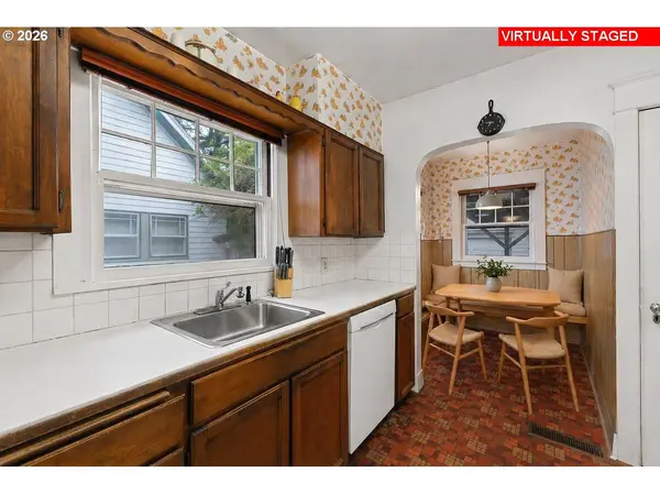 4064 N MASSACHUSETTS AVE, Portland, OR 97227