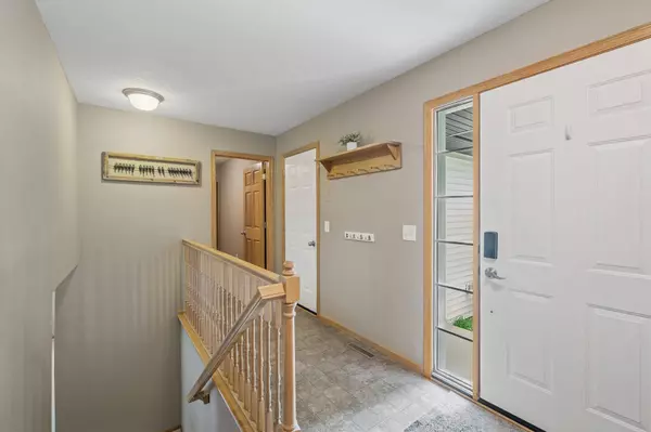 327 12th AVE NE, Lonsdale, MN 55046