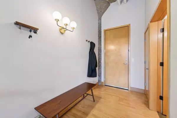 521 S 7th ST #416, Minneapolis, MN 55415