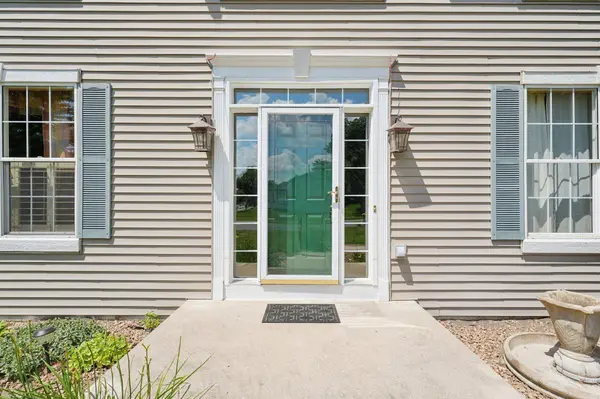 14916 Overlook DR, Savage, MN 55378