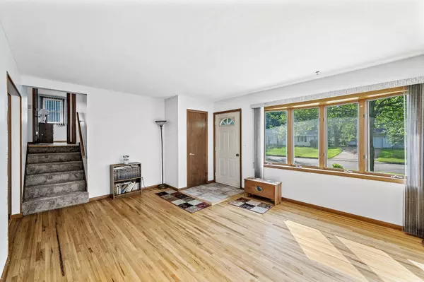 10632 Arrowhead ST NW, Coon Rapids, MN 55433