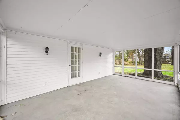 3340 Lee AVE N, Golden Valley, MN 55422