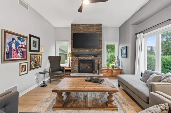 20771 Independence AVE, Lakeville, MN 55044