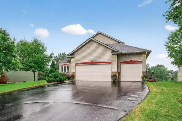 20771 Independence AVE, Lakeville, MN 55044