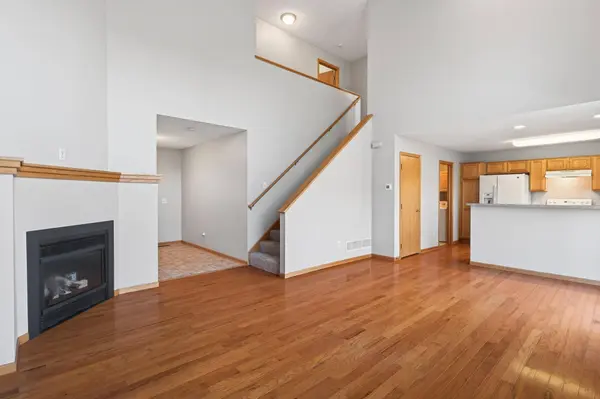 388 Brickyard DR, Chaska, MN 55318