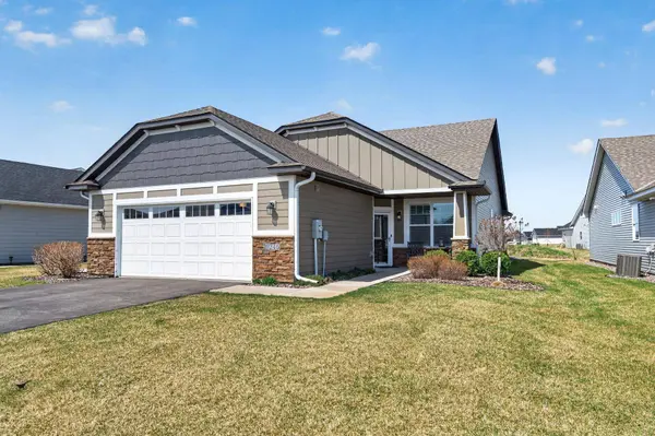 10246 Kittredge Pkwy NE, Albertville, MN 55301