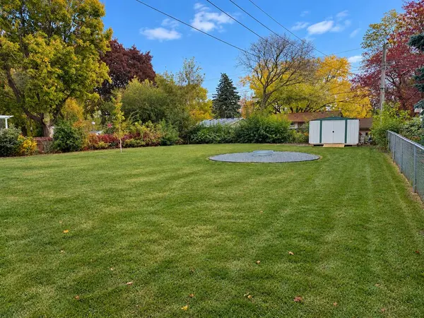 593 Continental DR, New Brighton, MN 55112