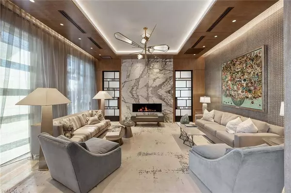 6897 Grenadier BLVD #3, Naples, FL 34108