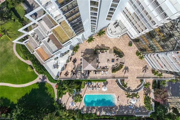 4751 Gulf Shore BLVD N #904, Naples, FL 34103