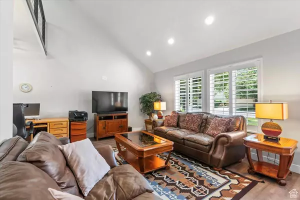 1174 N 725 W, Centerville, UT 84014