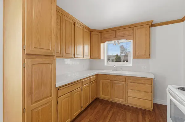 8137 S ROOSEVELT ST W, Midvale, UT 84047