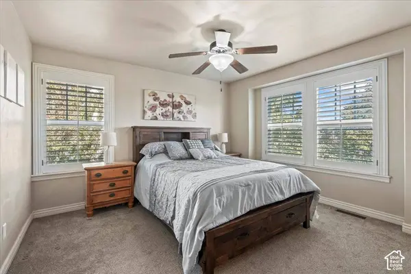 10638 S CAVE RUN LN, South Jordan, UT 84009