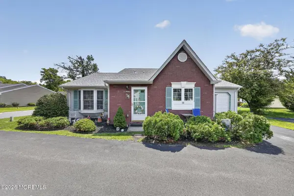 33 Carnaby Close